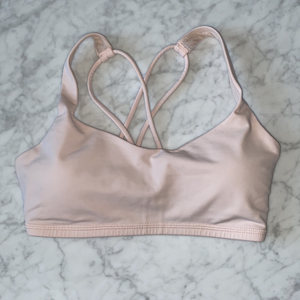Lululemon free to be bra